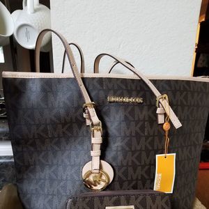 Meet your Posher, Lucia